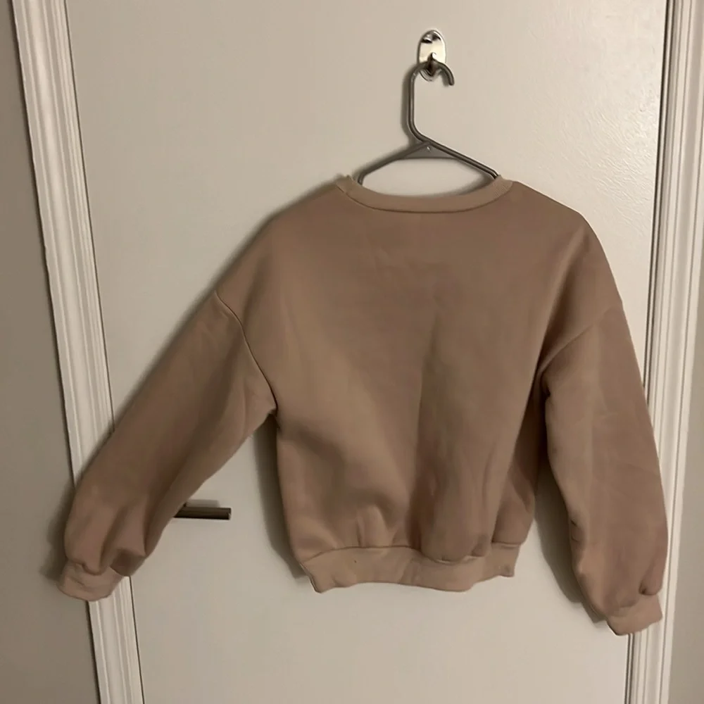 Small, brown - Picture 2 of 3